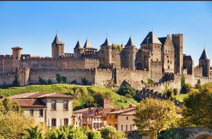 Gite Au Pied De La Cite Medievale - Le 127 Carcassonne Buitenkant foto